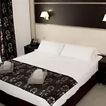 Vacanceole - Motas Hotel