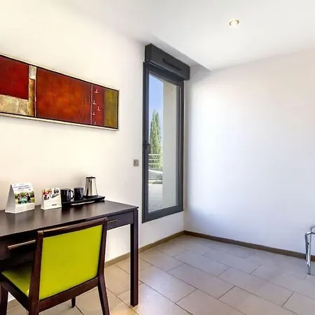 Vacanceole - Motas 3*